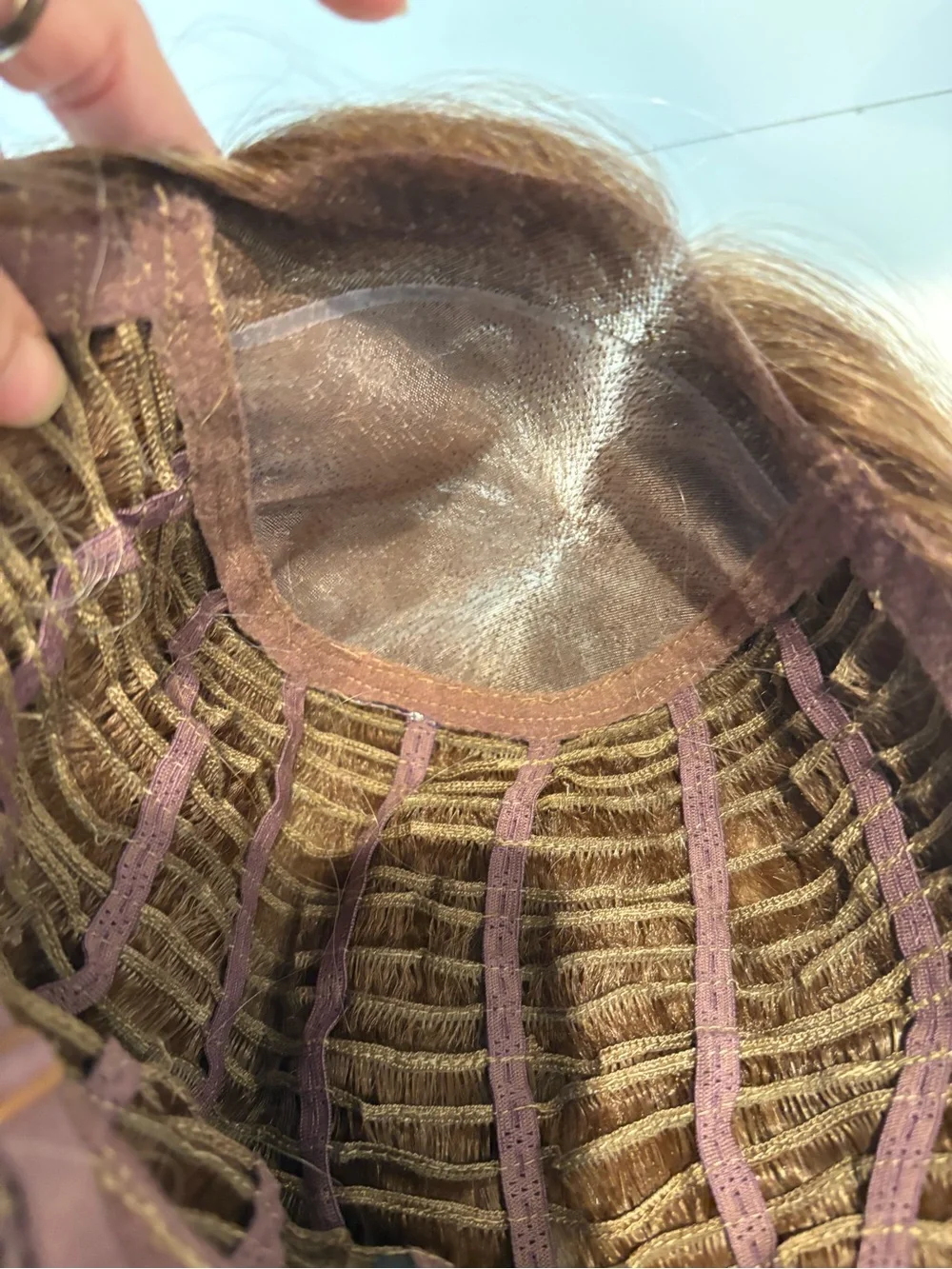 BELLE TRESS Biscotti Babe Blonde Rooted Heat Friendly Synthetic Wavy Wig.